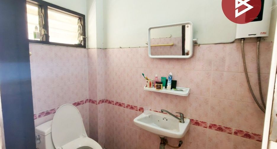 À vendre 1 chambre local commercial à Lat Krabang, Bangkok