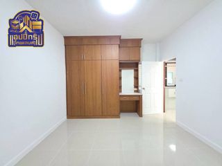 出售 3 卧室 独立屋 在 Mueang Chon Buri, Chon Buri