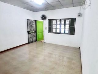 For sale 1 Beds townhouse in Mueang Samut Prakan, Samut Prakan