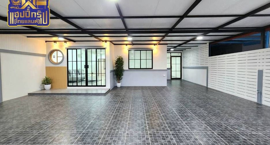 À vendre 3 chambres maison à Si Racha, Chonburi
