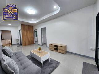 Продажа 3 спальни дом в Si Racha, Чонбури