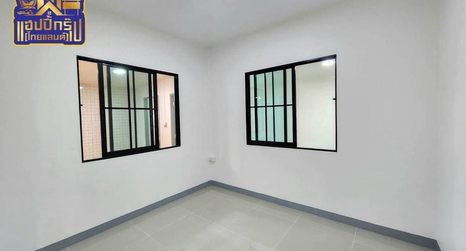 À vendre 3 chambres maison à Si Racha, Chonburi