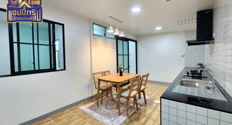 À vendre 3 chambres maison à Si Racha, Chonburi