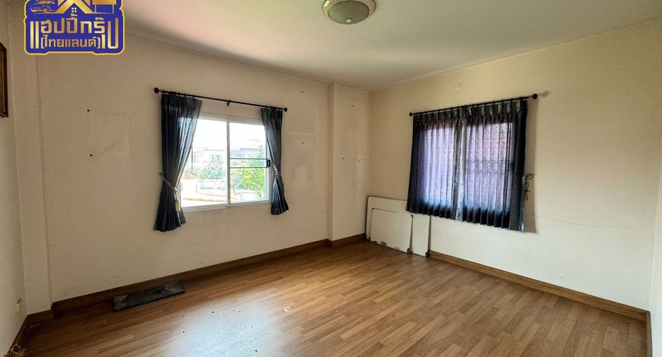 À vendre 5 chambres maison à Phan Thong, Chonburi