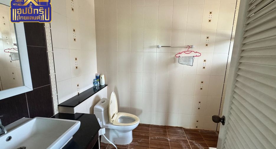 À vendre 5 chambres maison à Phan Thong, Chonburi