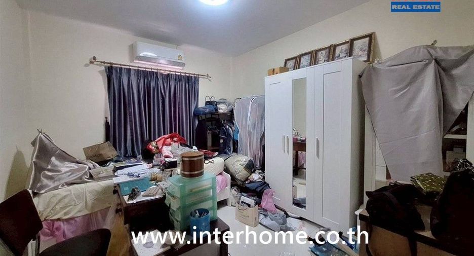 For sale 4 bedrooms house in Prawet, Bangkok
