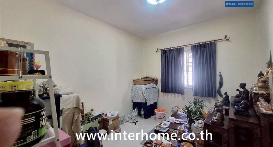 For sale 4 bedrooms house in Prawet, Bangkok