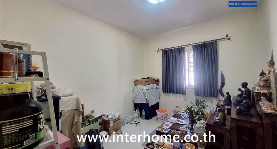 For sale 4 bedrooms house in Prawet, Bangkok