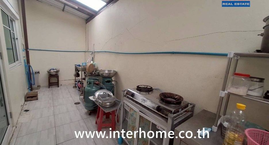 For sale 4 bedrooms house in Prawet, Bangkok