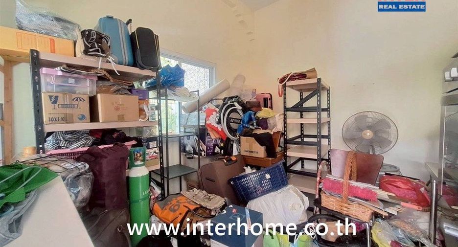 For sale 4 bedrooms house in Prawet, Bangkok