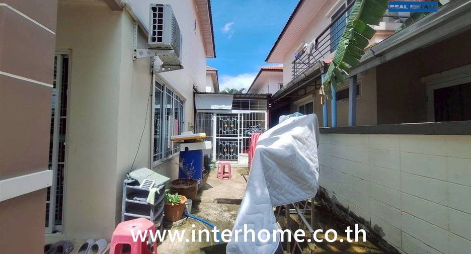 For sale 4 bedrooms house in Prawet, Bangkok