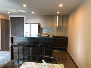For rent 3 bedrooms condo in Khlong San, Bangkok