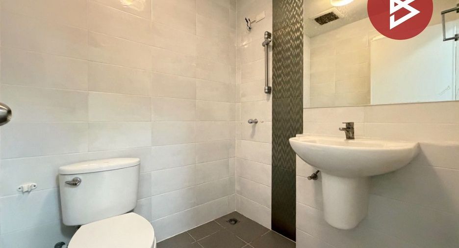 For sale 3 bedrooms townhouse in Rat Burana, Bangkok