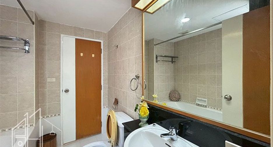 Apartment zur Miete mit 3 Zimmer in Khlong Toei, Bangkok