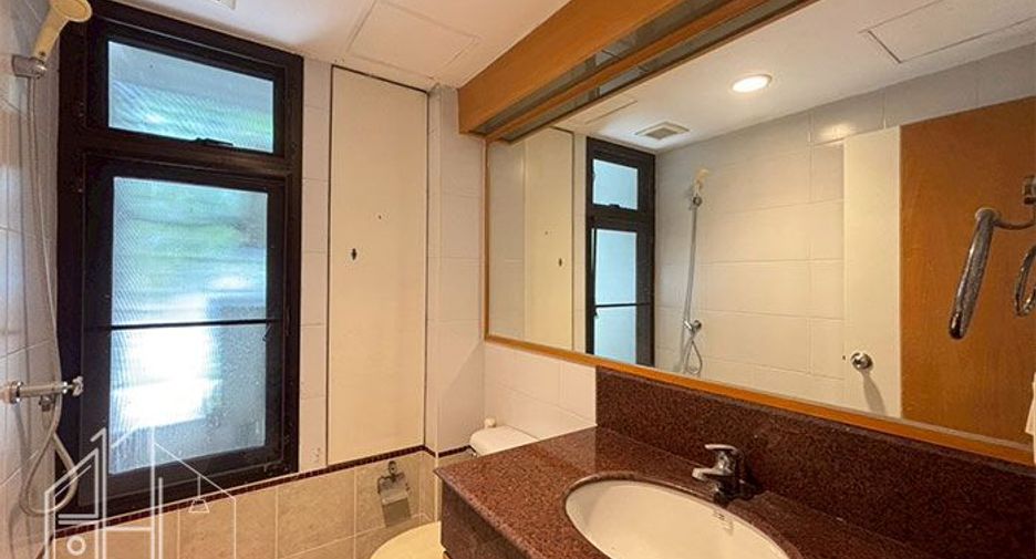 Apartment zur Miete mit 3 Zimmer in Khlong Toei, Bangkok