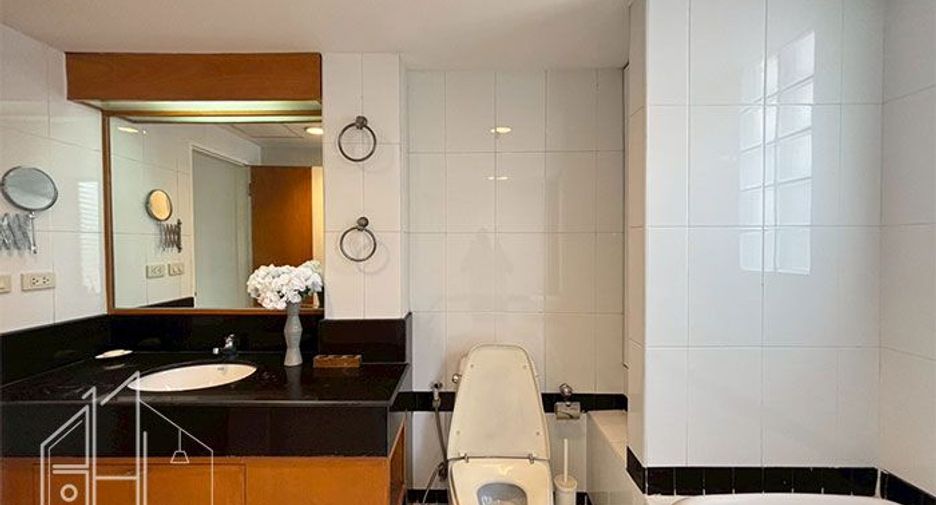 Apartment zur Miete mit 3 Zimmer in Khlong Toei, Bangkok