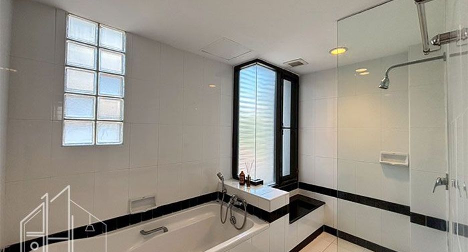Apartment zur Miete mit 3 Zimmer in Khlong Toei, Bangkok