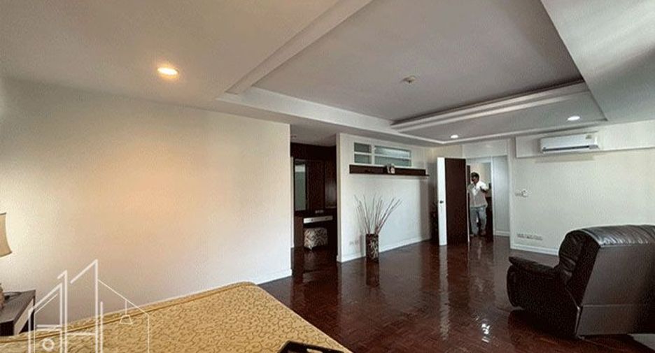 Wohnung zur Miete mit 3 Zimmer in Khlong Toei, Bangkok