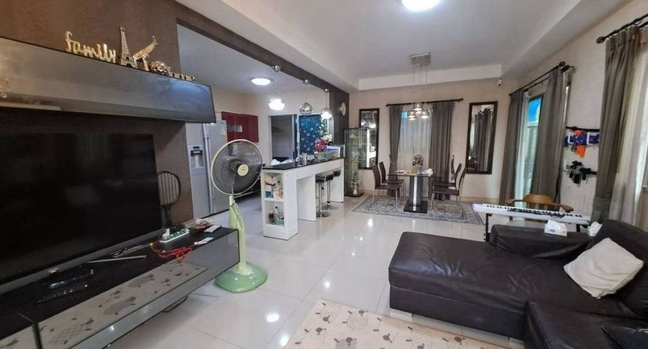 For rent 4 bedrooms house in Bang Phli, Samut Prakan
