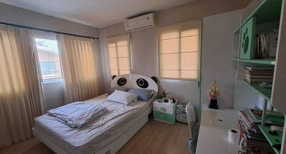For rent 4 bedrooms house in Bang Phli, Samut Prakan