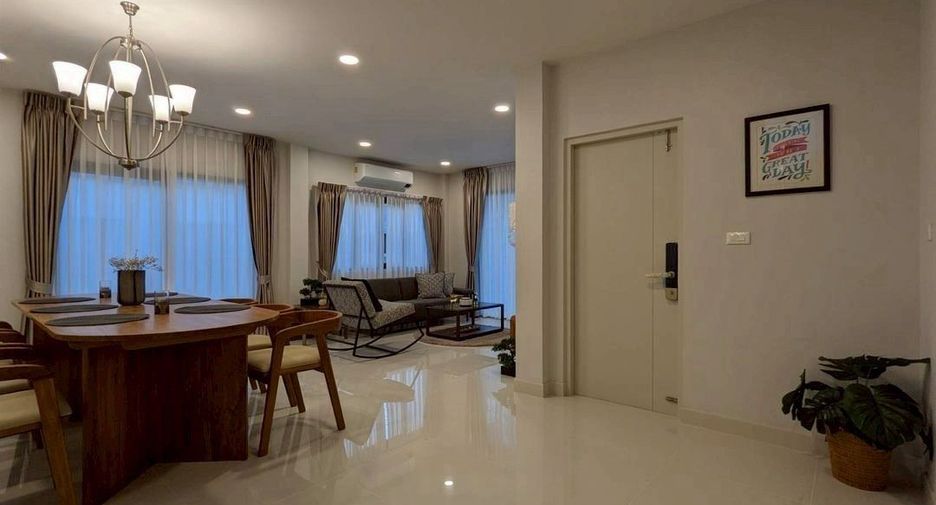 For rent and for sale 4 bedrooms house in Bang Phli, Samut Prakan