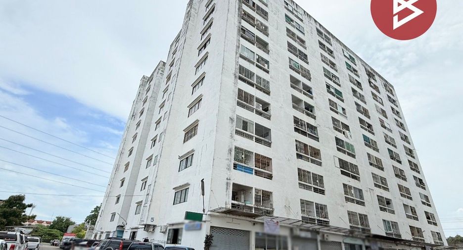 For sale 1 bed condo in Mueang Samut Prakan, Samut Prakan