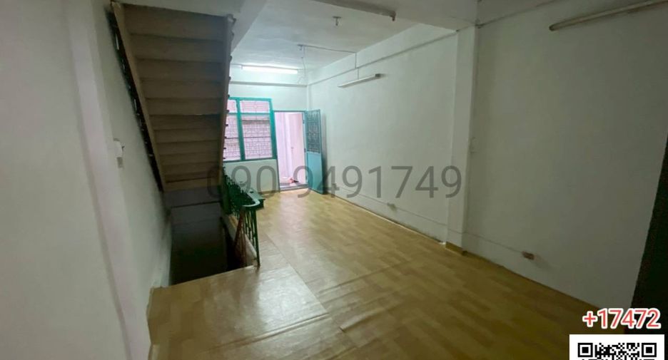 Local comercial en alquiler de 2 habitaciones en Sathon, Bangkok
