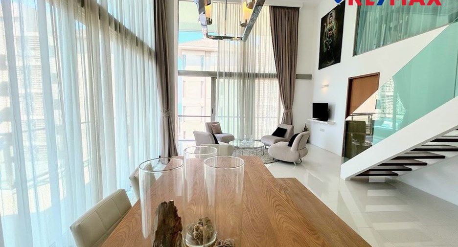 For sale 4 bedrooms house in North Pattaya, Pattaya