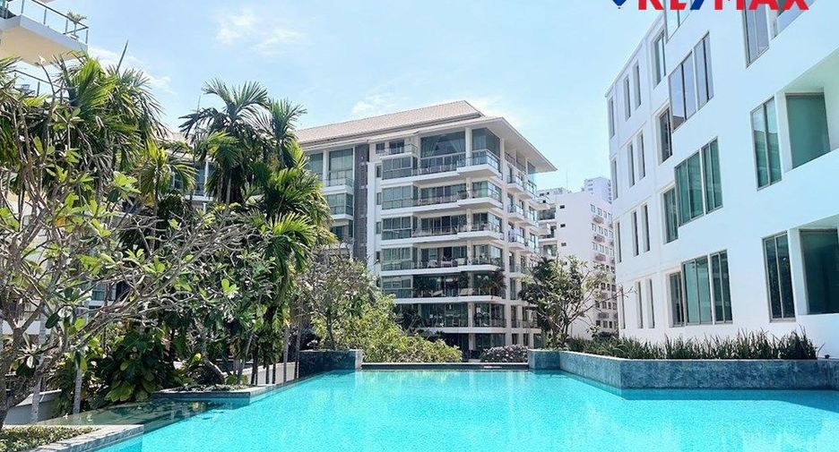 For sale 4 bedrooms house in North Pattaya, Pattaya
