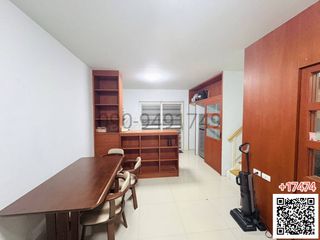 出租 3 卧室 联排别墅 在 Khlong Sam Wa, 曼谷
