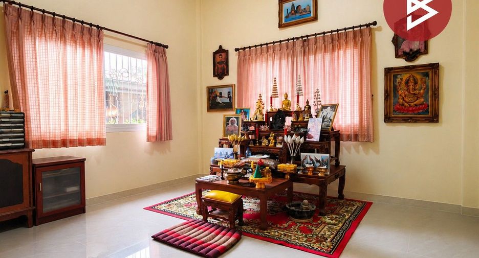 For sale 3 bedrooms house in Mueang Nakhon Pathom, Nakhon Pathom