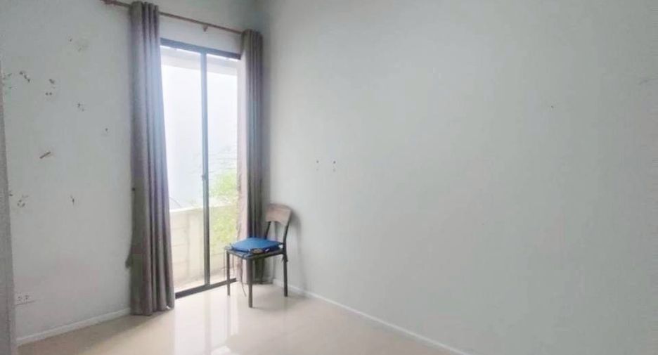 For sale 4 bedrooms house in Bang Pakong, Chachoengsao