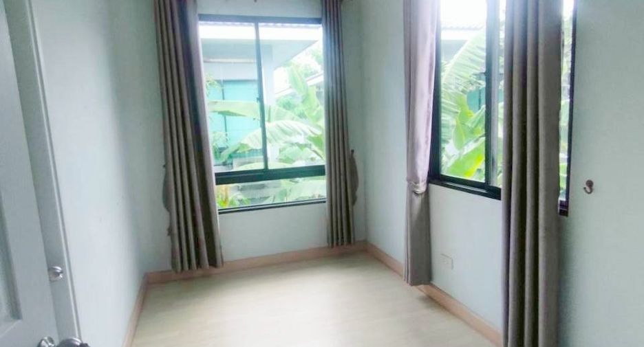 For sale 4 bedrooms house in Bang Pakong, Chachoengsao