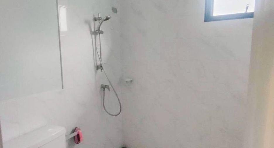 For sale 4 bedrooms house in Bang Pakong, Chachoengsao
