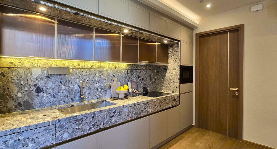 For rent 2 ベッドルーム condo in Khlong Toei, Bangkok