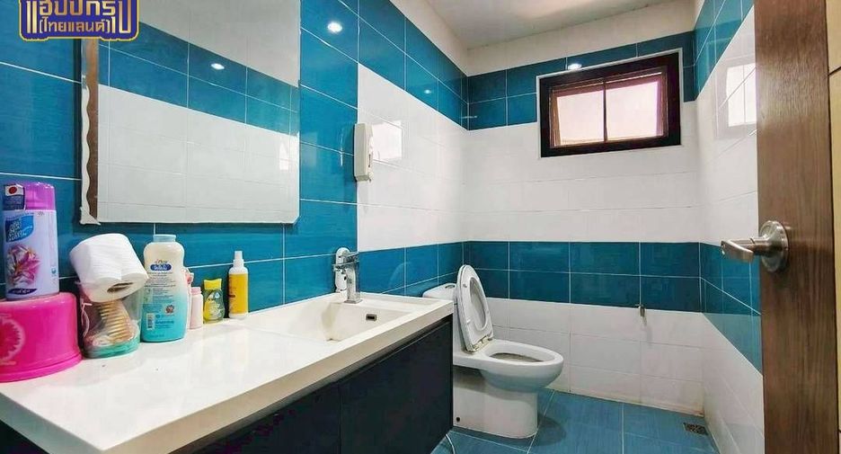 出租 和 出售 3 卧室 独立屋 在 Mueang Chon Buri, Chon Buri
