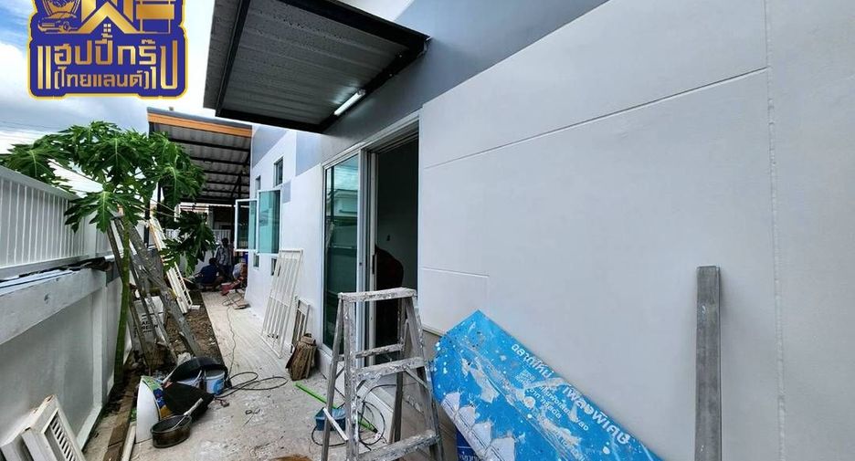 For sale 2 bedrooms townhouse in Ban Bueng, Chonburi