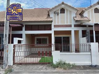 出售 2 卧室 联排别墅 在 Si Racha, Chon Buri