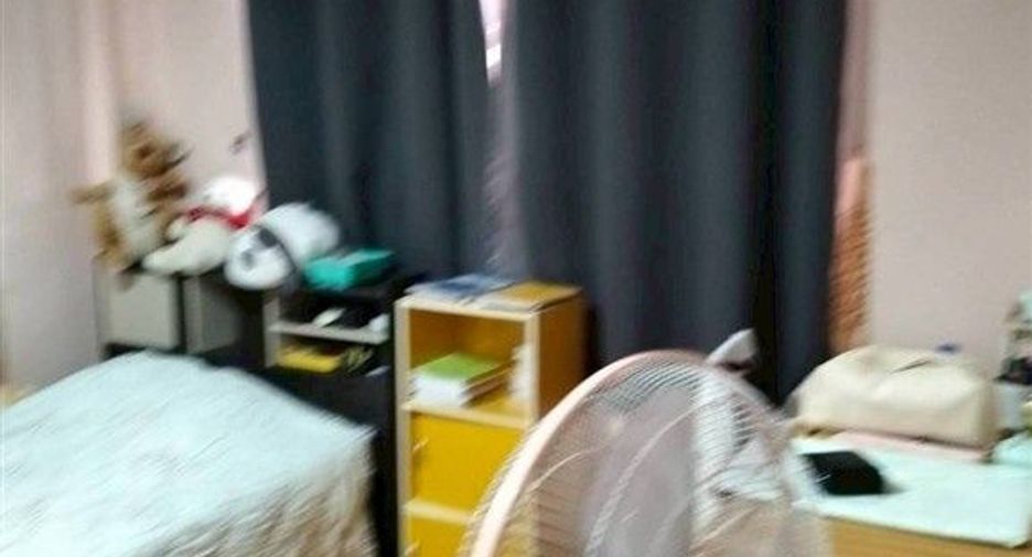 Haus zum Kauf mit 3 Zimmer in Khlong Sam Wa, Bangkok