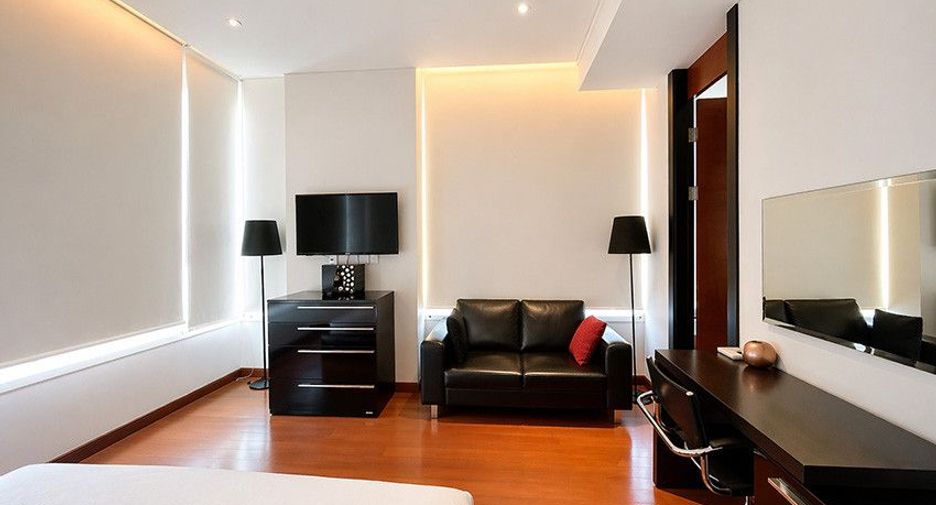 For rent 2 bedrooms condo in Sathon, Bangkok