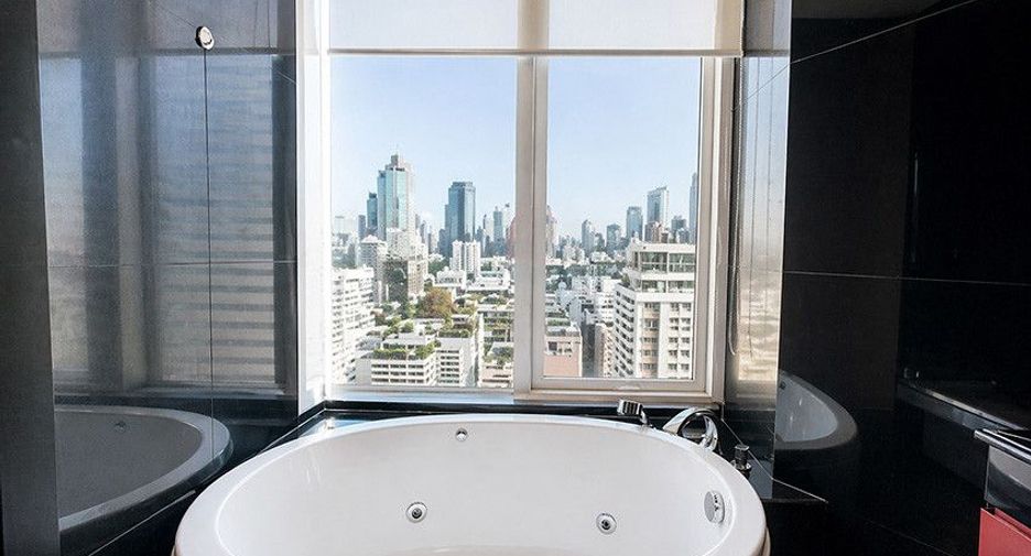 For rent 2 bedrooms condo in Sathon, Bangkok