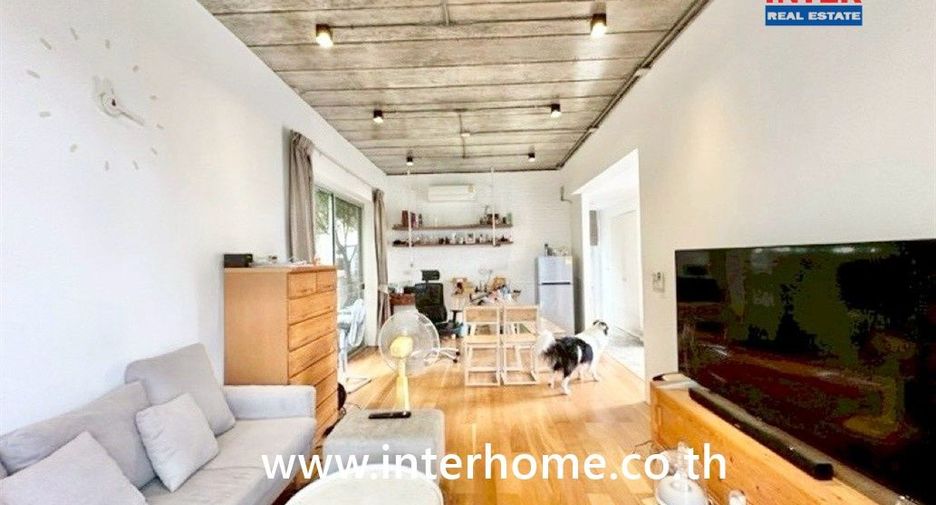 Haus zum Kauf mit 6 Zimmer in Mueang Nonthaburi, Nonthaburi