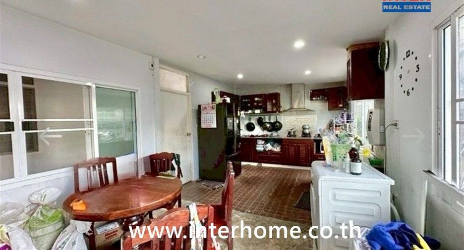 Haus zum Kauf mit 6 Zimmer in Mueang Nonthaburi, Nonthaburi