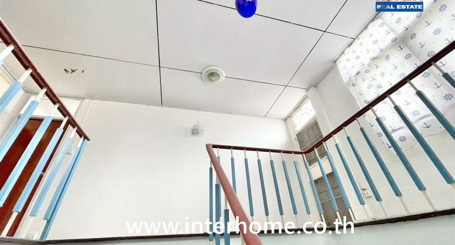 Продажа 5 спальни дом в Лат Пхрао, Бангкок