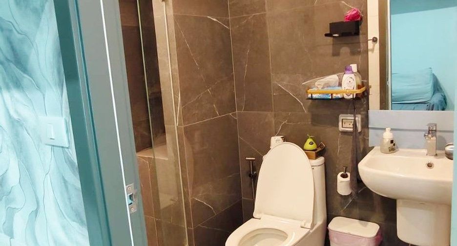 For sale 1 bed condo in Mueang Rayong, Rayong
