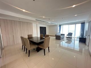 For rent 3 bedrooms apartment in Watthana, Bangkok
