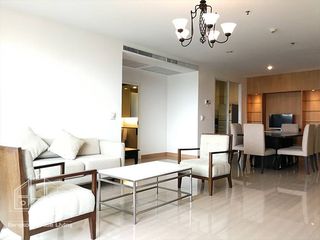 For rent 3 bedrooms apartment in Watthana, Bangkok