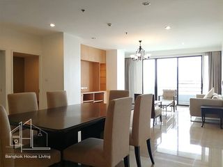 For rent 3 bedrooms apartment in Watthana, Bangkok