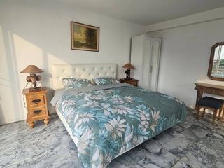 Casa adosada en alquiler de 4 habitaciones en Bang Lamung, Chonburi