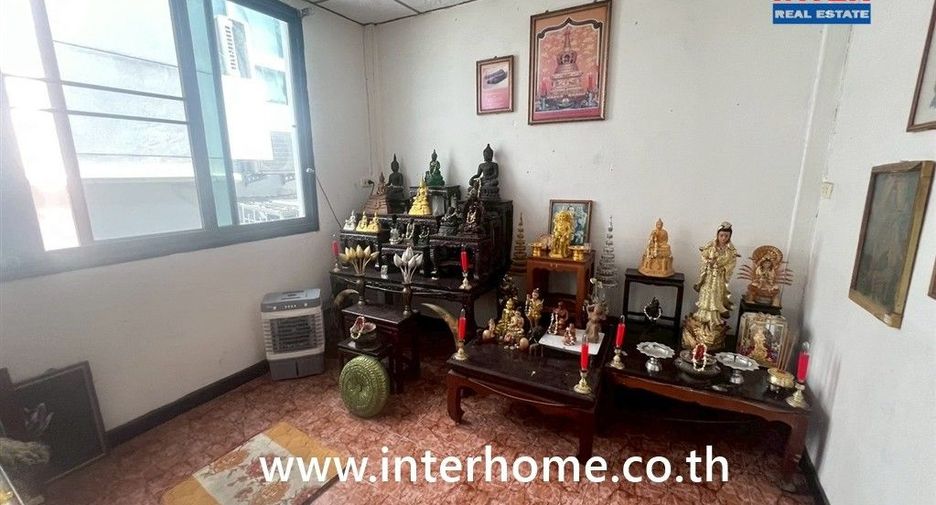 À vendre 4 chambres maison à Thung Khru, Bangkok